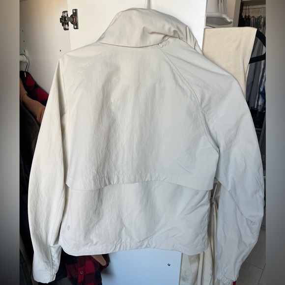 Lululemon Always Effortless Jacket - Picture 5 of 8